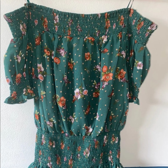 Papaya - Smocked Off Shoulder Floral Blouse - Picture 1 of 5